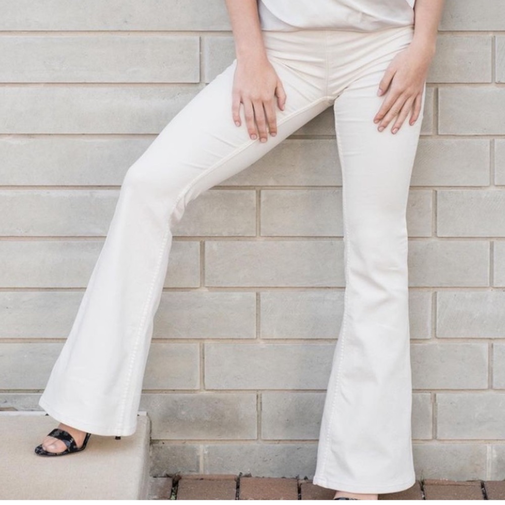 Free People Off-White Pull-On Flare Jeans